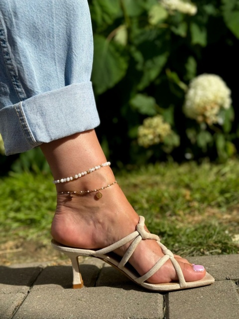 Pearl Glow Anklet Set