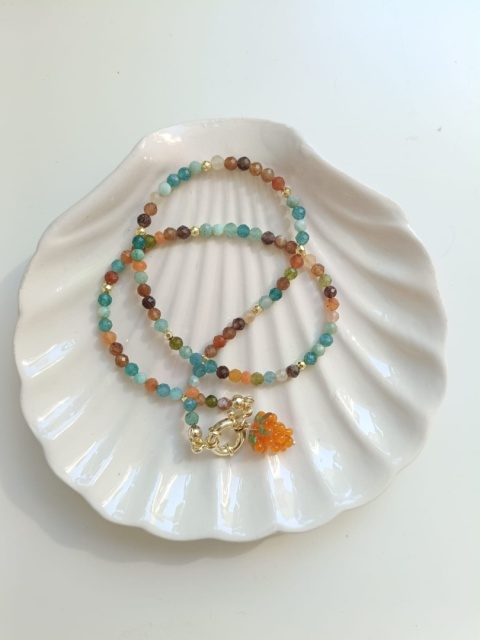 Tropical Raspberry Charm