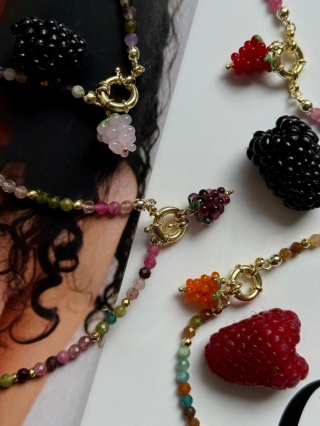 Tropical Raspberry Charm
